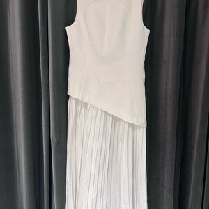 Commense Sleeveless Asymmetric Pleated Midi Dress